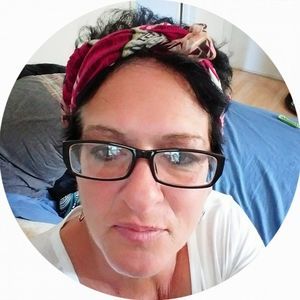 Meet your Posher, Debra